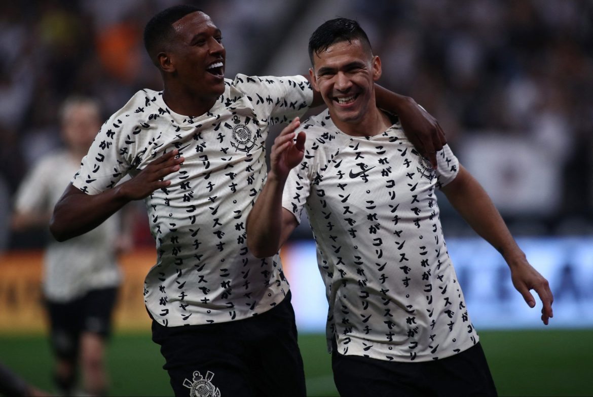 Arsenal: Edu yet to make move for Renan