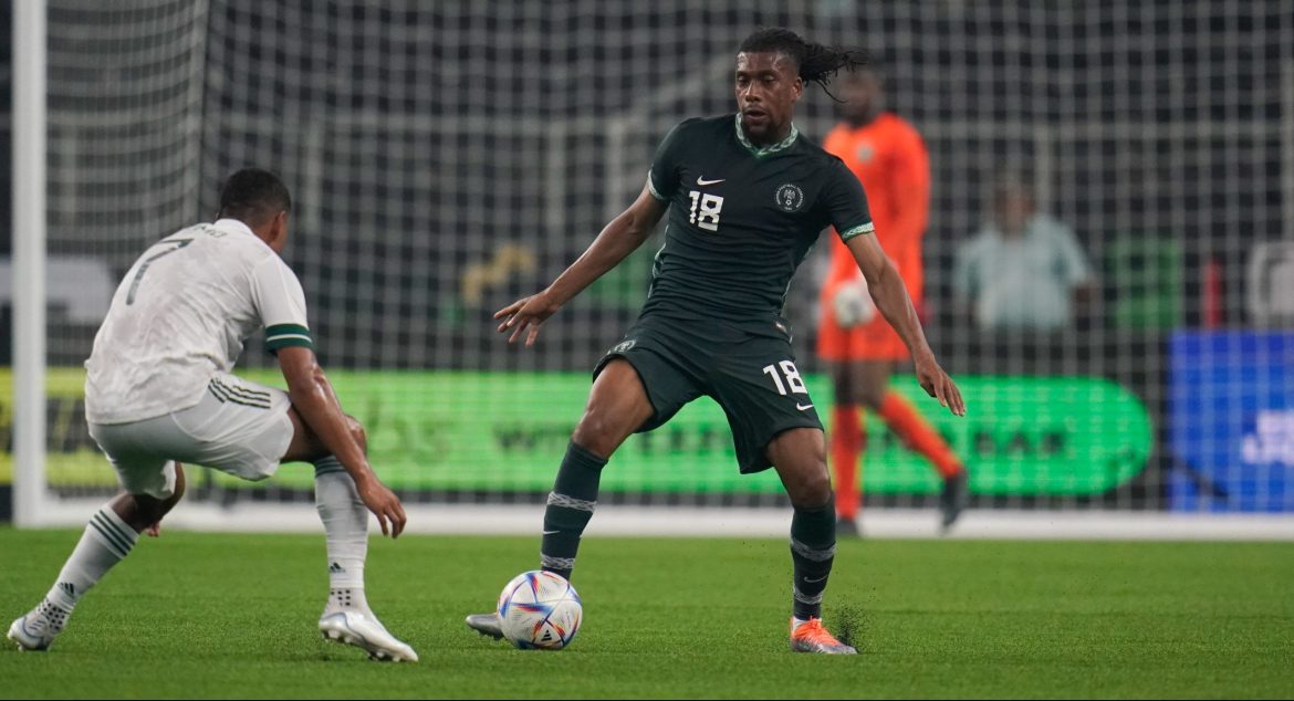 Everton: Iwobi impresses against Villa