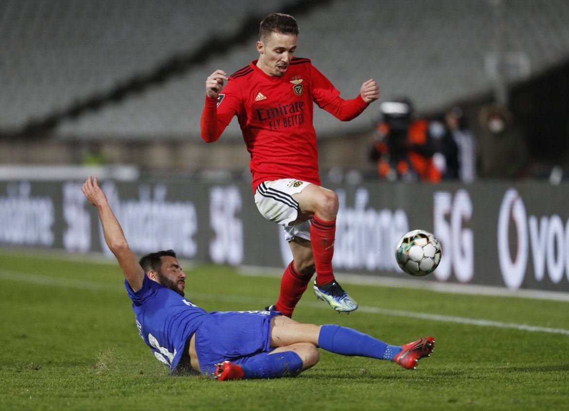 Arsenal: Outlet drops Grimaldo claim