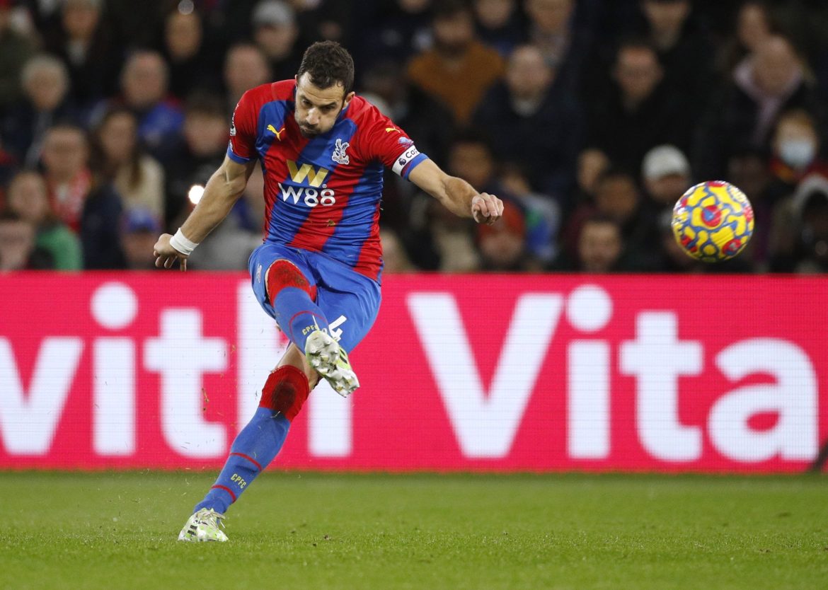 Vieira must axe Milivojevic for CPFC