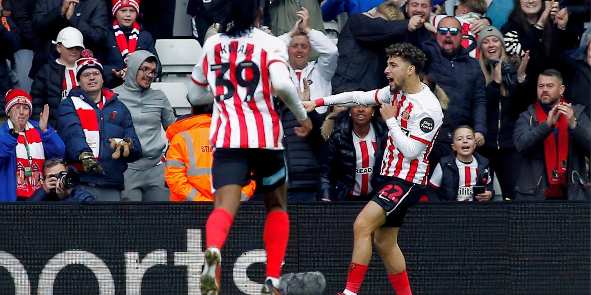 Aberdeen in club record move to sign struggling Sunderland player